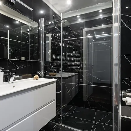 Kiraly 44 Luxury With Free Parking Apartment