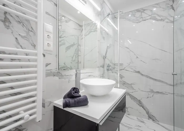 Kiraly 44 Luxury With Free Parking Apartament